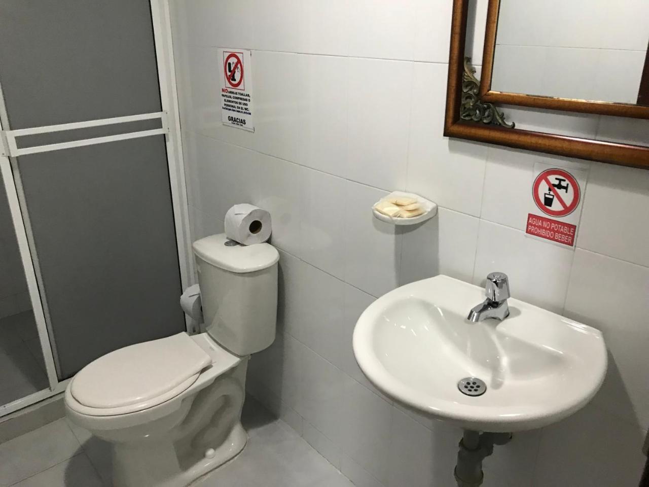 Hostal El Vecino San Andrés Екстериор снимка