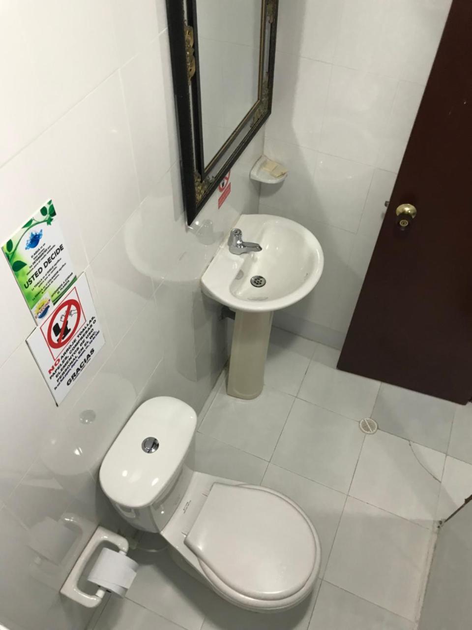 Hostal El Vecino San Andrés Екстериор снимка